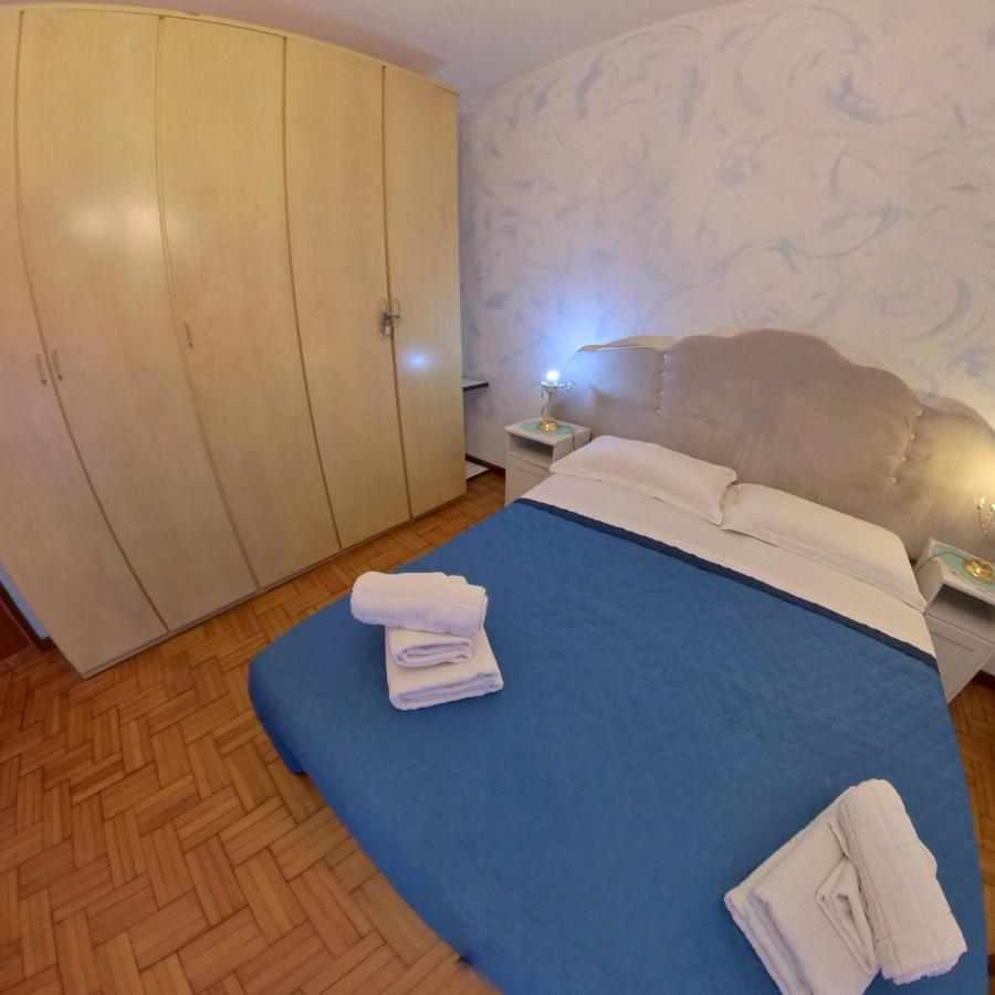 Bed and Breakfast Carpe Noctem Падуя Номер фото